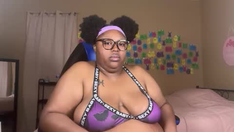 Snapshot of chocolatebunnyxx69 chatting on June 4, 2026, 5:35 am Melina online show from June 4, 2026, 5:35 am
