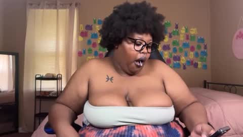 Snapshot of chocolatebunnyxx69 chatting on July 10, 2026, 7:27 pm Melina online show from July 10, 2026, 7:27 pm