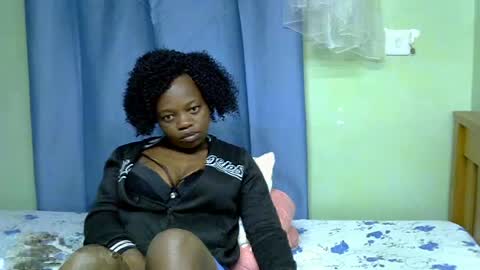 Snapshot of chocolateebonyxo chatting on July 14, 2026, 2:05 am Chocolate Ebony online show from July 14, 2026, 2:05 am