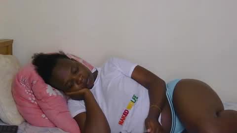 Snapshot of chocolateebonyxo chatting on August 2, 2026, 7:18 am Chocolate Ebony online show from August 2, 2026, 7:18 am