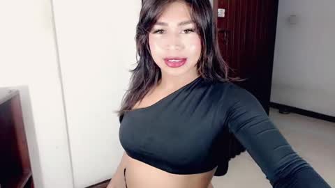 chocolatetriplex online show from May 2, 2026, 12:37 am