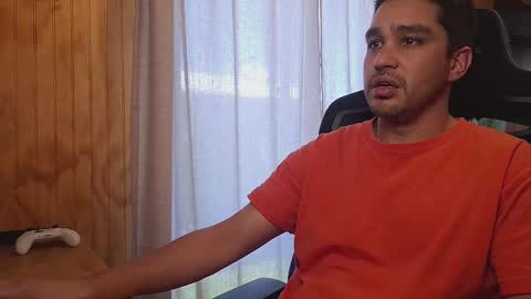 chocomate online show from December 18, 2025, 5:41 pm