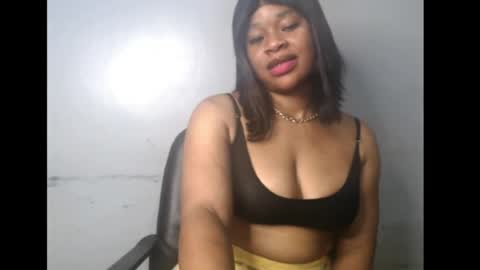 Snapshot of chocox_petitqueen chatting on May 2, 2026, 9:25 am ethereal online show from May 2, 2026, 9:25 am