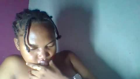 chololatblonde online show from March 10, 2026, 9:36 am