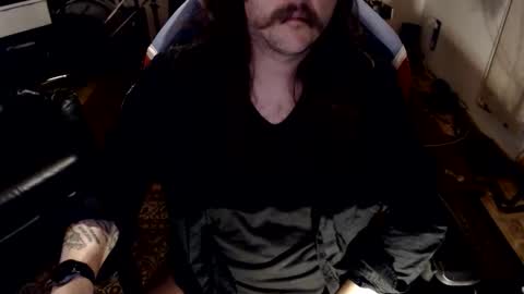 Snapshot of chris42089 chatting on April 9, 2026, 1:49 pm Chris online show from April 9, 2026, 1:49 pm
