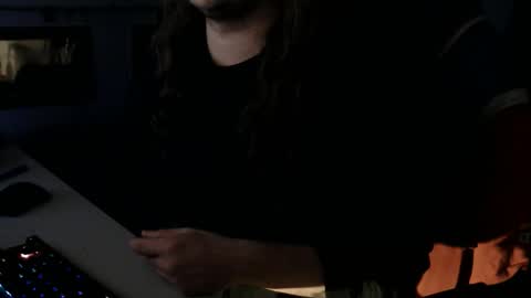 Snapshot of chris42089 chatting on April 19, 2026, 8:55 pm Chris online show from April 19, 2026, 8:55 pm