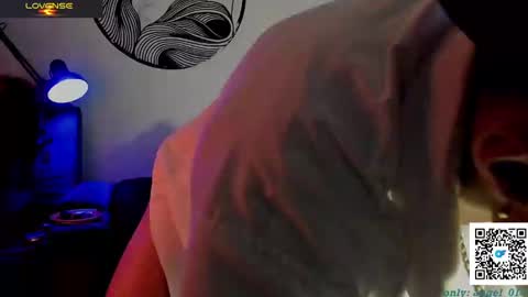 chris_angel01 online show from December 15, 2024, 12:51 am