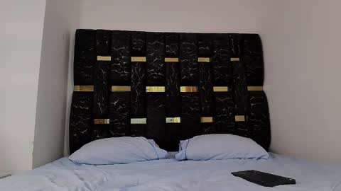 Chris B online show from October 21, 2025, 6:52 pm