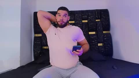 Chris B online show from November 19, 2025, 6:41 pm