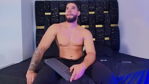 Chris B online show from November 21, 2025, 6:50 pm