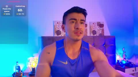 Snapshot of chris_clarck chatting on July 1, 2026, 7:13 pm chris_clarck online show from July 1, 2026, 7:13 pm