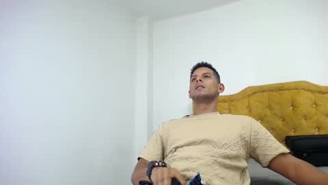 Snapshot of chris_dick2 chatting on May 5, 2026, 5:15 am chris_dick2 online show from May 5, 2026, 5:15 am