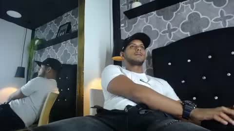 chris_dick2 online show from July 5, 2026, 3:56 am