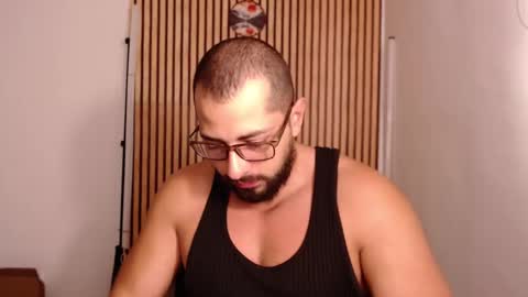 cris         Twitter magnum101010 insta magnumc20 online show from December 22, 2025, 3:09 pm