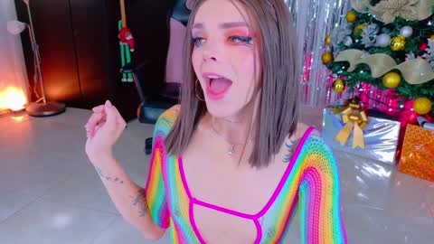 Snapshot of chris_parker01 chatting on December 23, 2024, 12:08 pm juli Instagram july rv17 - Twitter juli rv17 online show from December 23, 2024, 12:08 pm