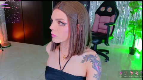 Snapshot of chris_parker01 chatting on January 25, 2025, 12:26 pm juli Instagram july rv17 - Twitter juli rv17 online show from January 25, 2025, 12:26 pm