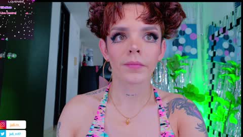 Snapshot of chris_parker01 chatting on January 27, 2025, 4:11 pm juli Instagram july rv17 - Twitter juli rv17 online show from January 27, 2025, 4:11 pm