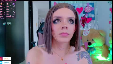 Snapshot of chris_parker01 chatting on February 20, 2025, 3:41 pm juli Instagram july rv17 - Twitter juli rv17 online show from February 20, 2025, 3:41 pm