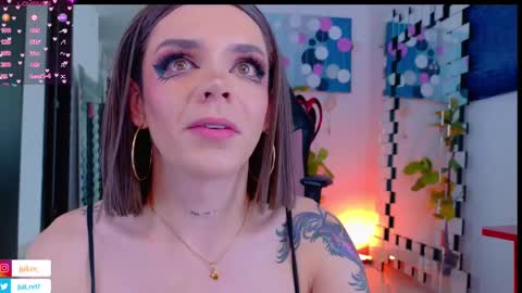 Snapshot of chris_parker01 chatting on February 26, 2025, 3:52 pm juli Instagram july rv17 - Twitter juli rv17 online show from February 26, 2025, 3:52 pm