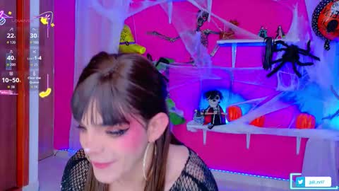 Snapshot of chris_parker01 chatting on October 7, 2025, 12:35 pm juli Instagram july rv17 - Twitter juli rv17 online show from October 7, 2025, 12:35 pm