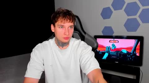 Chris Tyson online show from September 19, 2025, 1:18 am