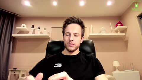 Chris online show from December 18, 2024, 1:26 am