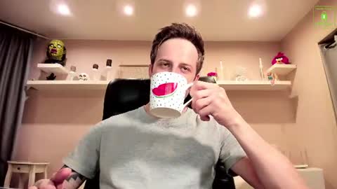 Snapshot of chriscarrey chatting on June 18, 2026, 11:53 pm Chris online show from June 18, 2026, 11:53 pm