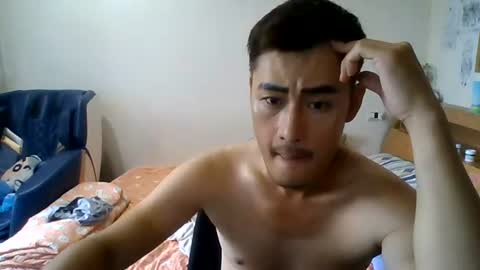 Snapshot of chrischarlchang chatting on June 18, 2026, 4:35 am M I T online show from June 18, 2026, 4:35 am