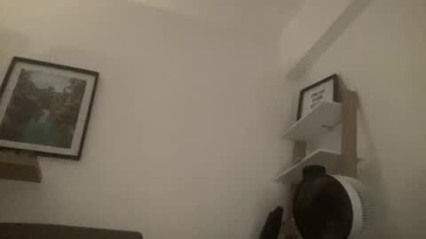 Chris Hemsworth online show from March 21, 2026, 5:38 pm