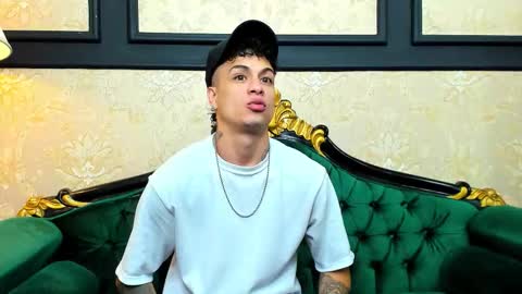 Chris online show from October 11, 2025, 11:20 am