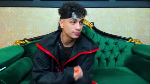 Chris online show from October 21, 2025, 12:06 pm