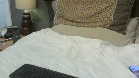 Snapshot of chrismiked chatting on February 1, 2026, 5:22 pm love a good pvt sesh online show from February 1, 2026, 5:22 pm