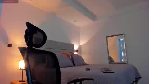 chrismorgan24 online show from September 8, 2025, 5:23 pm