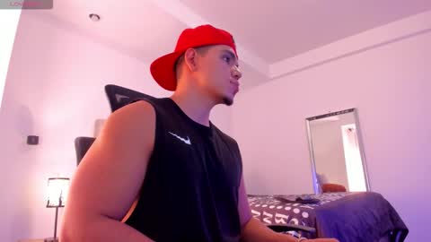 chrismorgan24 online show from November 11, 2025, 7:03 pm