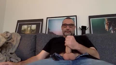 Snapshot of chrispanam13 chatting on November 21, 2025, 12:15 pm chrispanam13 online show from November 21, 2025, 12:15 pm