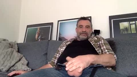 Snapshot of chrispanam13 chatting on June 6, 2026, 5:17 pm chrispanam13 online show from June 6, 2026, 5:17 pm