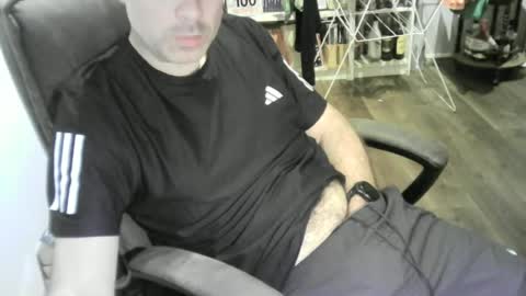 chrisprngr online show from June 18, 2026, 7:29 pm