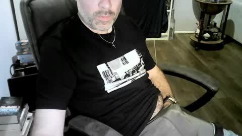 chrisprngr online show from August 3, 2026, 7:50 pm