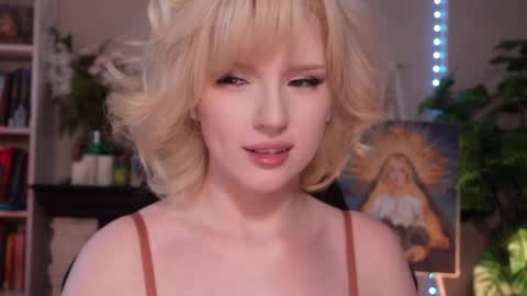 Snapshot of chriss_foxx chatting on May 16, 2026, 3:44 pm chriss_foxx online show from May 16, 2026, 3:44 pm