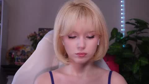 Snapshot of chriss_foxx chatting on July 15, 2026, 3:39 pm chriss_foxx online show from July 15, 2026, 3:39 pm