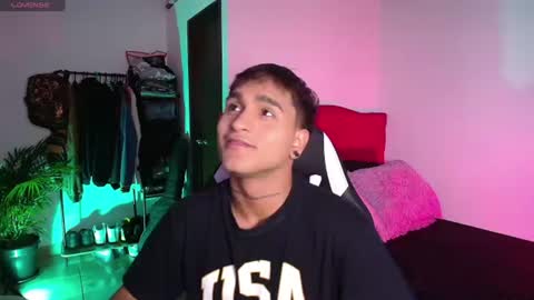 Christian Wang online show from June 14, 2026, 9:28 pm
