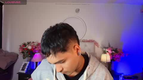 Christian Wang online show from July 15, 2026, 9:31 pm