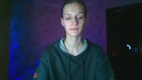 chrissy_joyful online show from April 27, 2026, 5:05 am