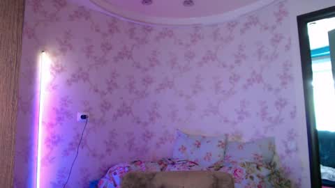 Snapshot of chrissy_joyful chatting on June 10, 2026, 5:07 am chrissy_joyful online show from June 10, 2026, 5:07 am