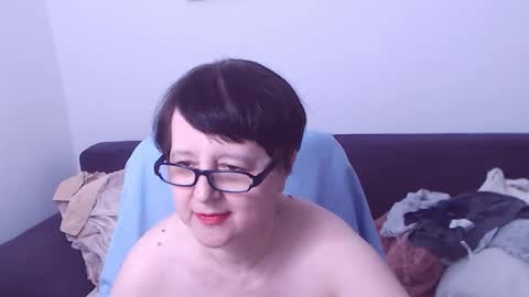 Christa online show from March 1, 2026, 4:25 am