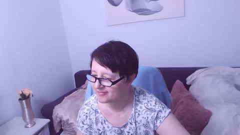 Christa online show from April 25, 2026, 7:11 pm