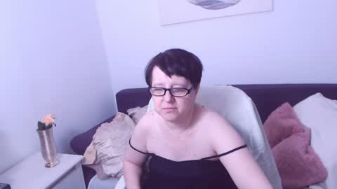 Christa online show from August 2, 2026, 11:19 am