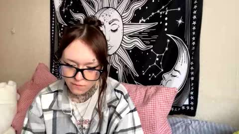 Kristi online show from March 15, 2026, 1:17 pm