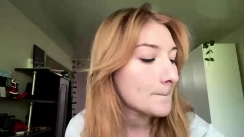 Christia online show from April 20, 2026, 8:50 am