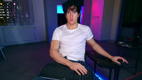 UPVOTE ME ------  ILL DO SOMETHING FOR FREE online show from June 5, 2026, 8:14 pm